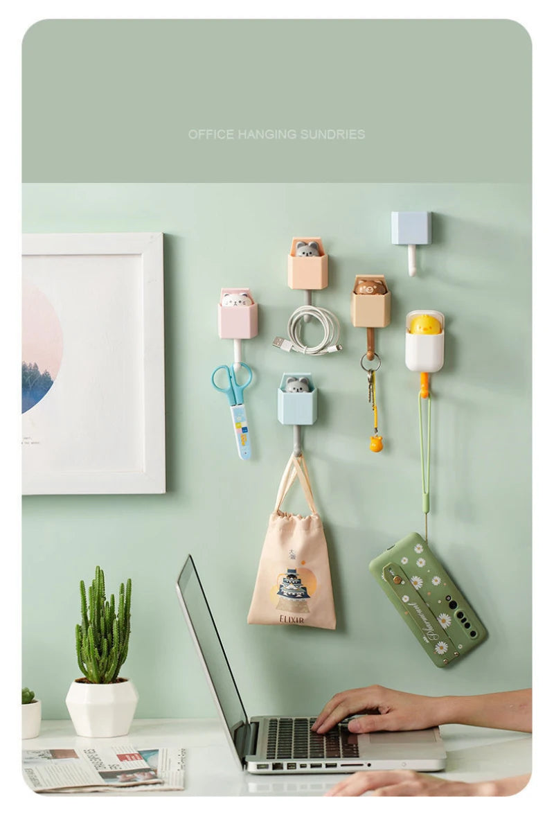 Heart warming "Peekaboo" animal hooks - Pretty Kitty🐱, Bear Cub🐻 and Mousy Mouse🐭