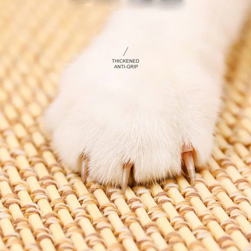"Save your Sofa!" - Kitty's bamboo scratch mat🐈
