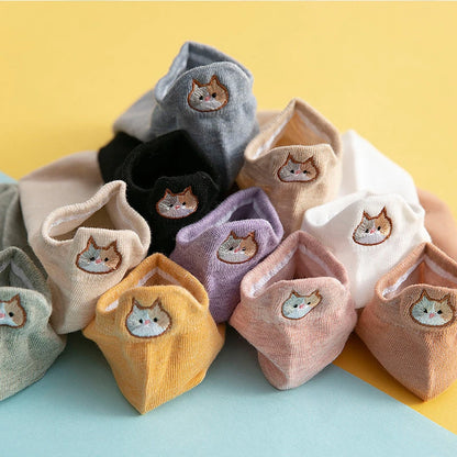 🧦"Sneaker Kitties" - This cuteness will blow your SOCKS off!☀️ - 4 pairs of sneaker socks with kitty embroidery😽