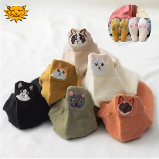 🧦"Sneaker Kitties" - This cuteness will blow your SOCKS off!☀️ - 4 pairs of sneaker socks with kitty embroidery😽